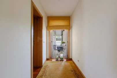 Moradia T4 para Venda em Louro