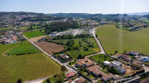 Moradia T4 para Venda em Louro