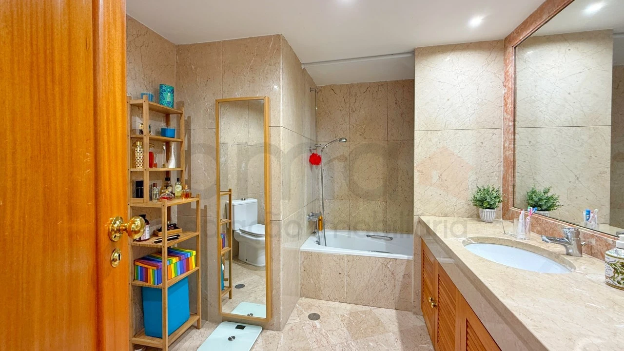 Apartamento T5 para Venda em São Domingos de Benfica Foto 13