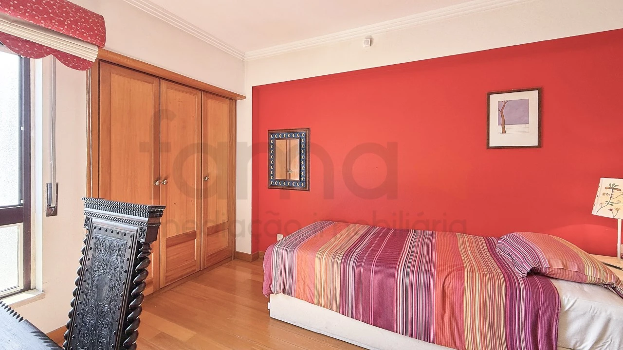 Apartamento T5 para Venda em São Domingos de Benfica Foto 26