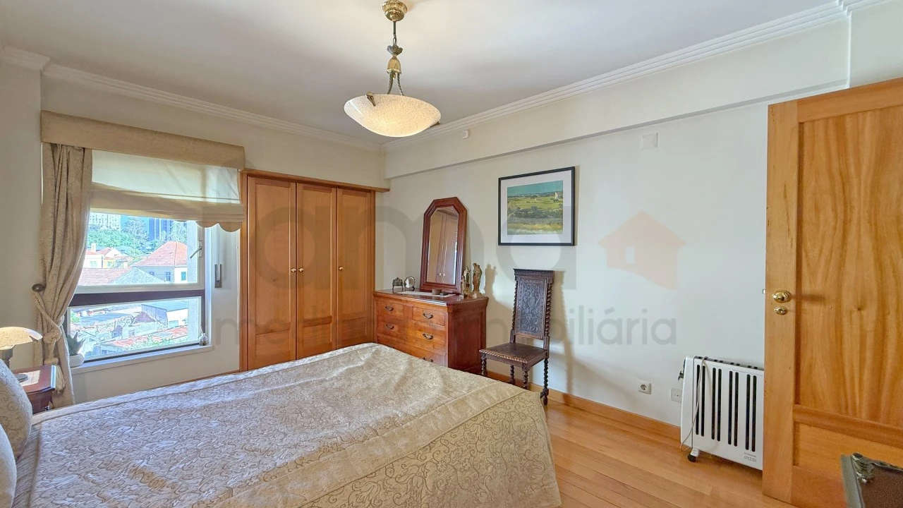 Apartamento T5 para Venda em São Domingos de Benfica Foto 70