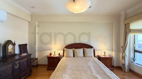 Apartamento T5 para Venda em São Domingos de Benfica