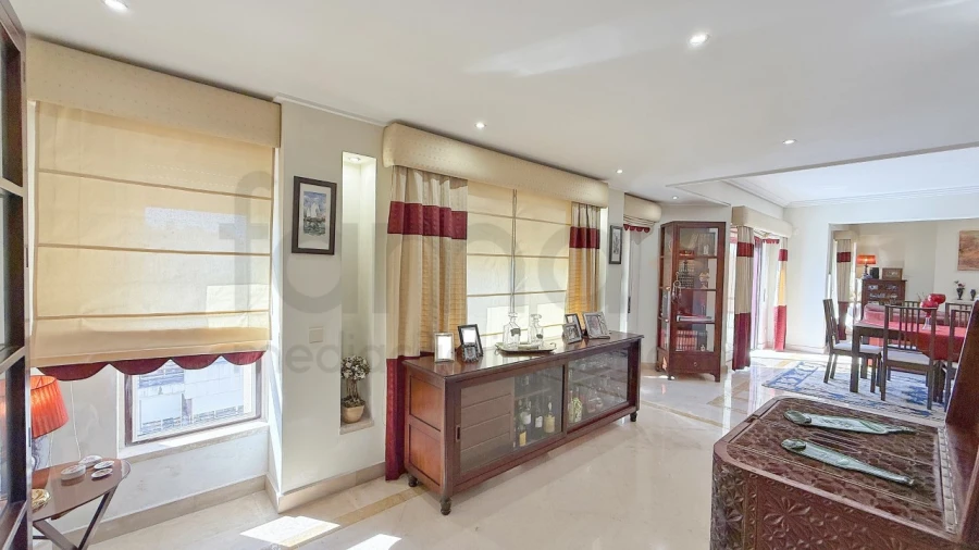 Apartamento T5 para Venda em São Domingos de Benfica Foto 45