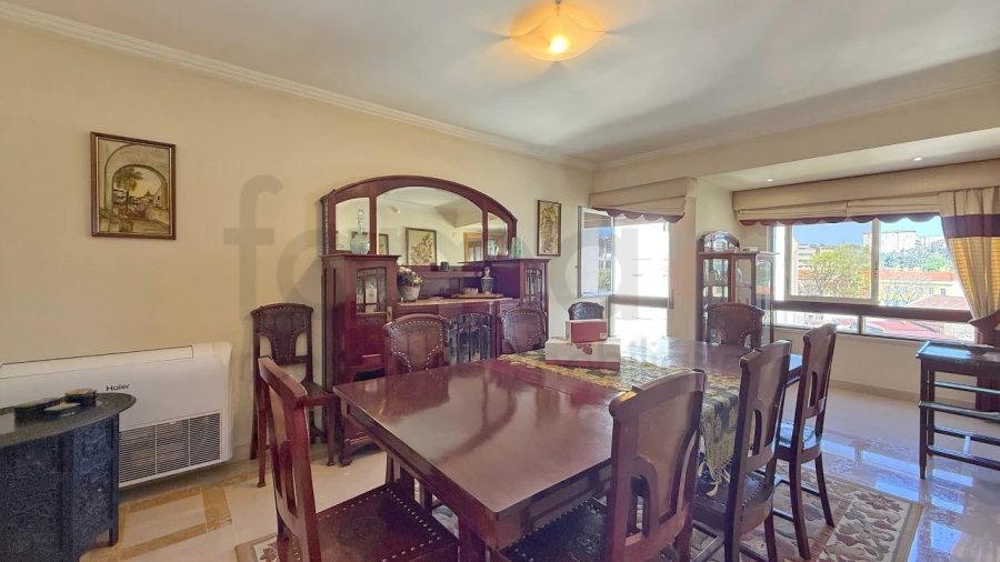 Apartamento T5 para Venda em São Domingos de Benfica Foto 68