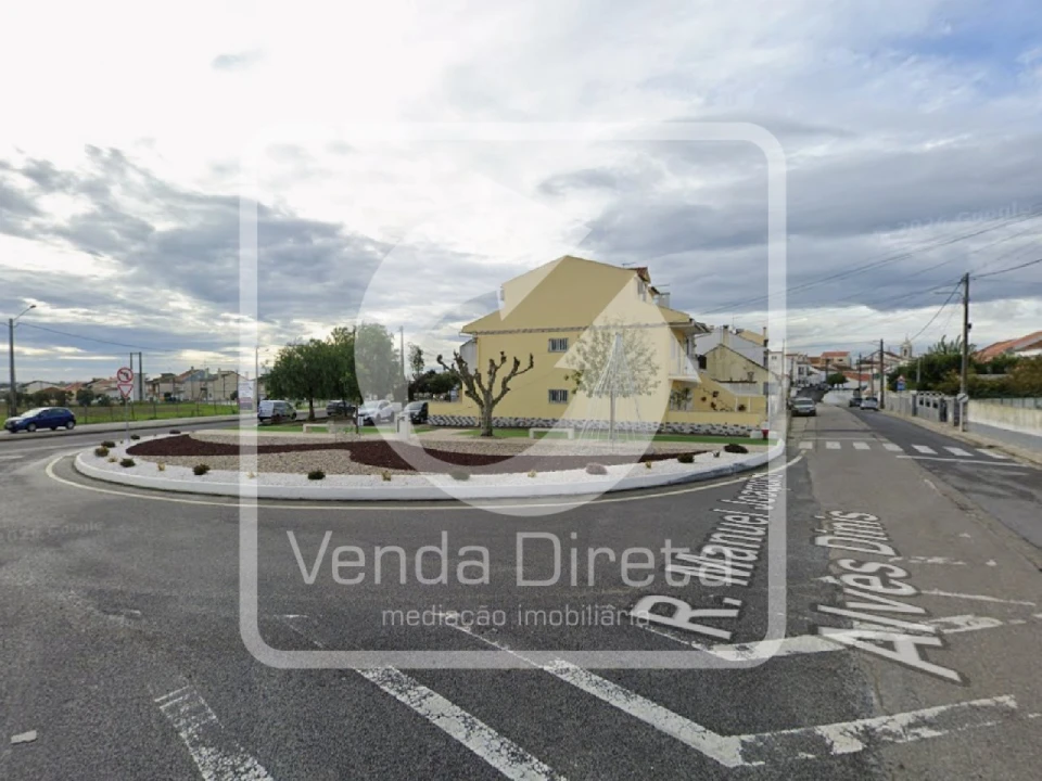 Apartamento T2 para Venda em Vila Nova da Rainha Foto 22