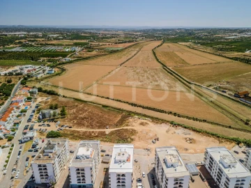 Terreno para Venda em Lagoa e Carvoeiro