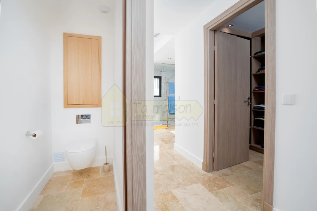 Moradia T3 para Venda em Montenegro Foto 26