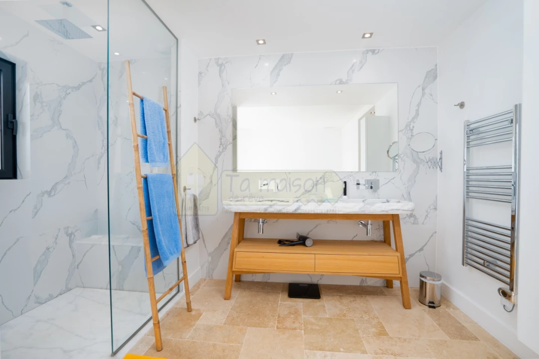 Moradia T3 para Venda em Montenegro Foto 31