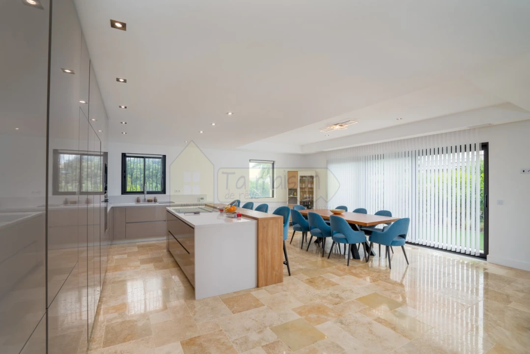 Moradia T3 para Venda em Montenegro Foto 14