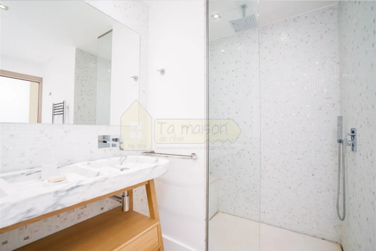 Moradia T3 para Venda em Montenegro Foto 41