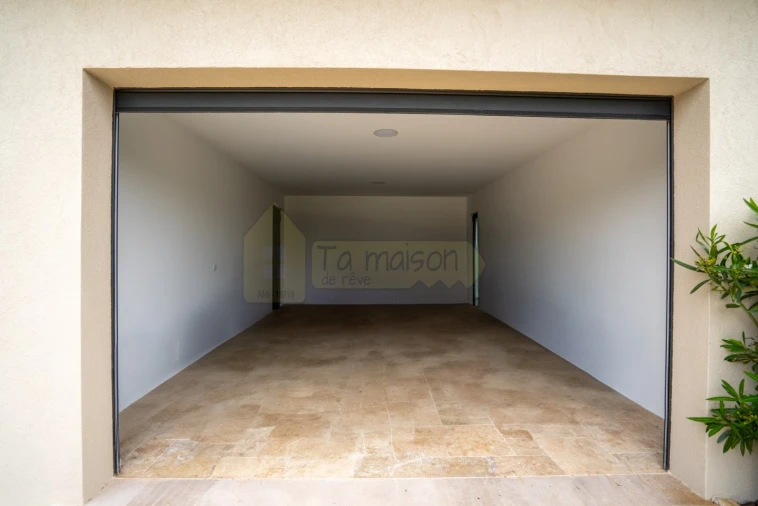 Moradia T3 para Venda em Montenegro Foto 59