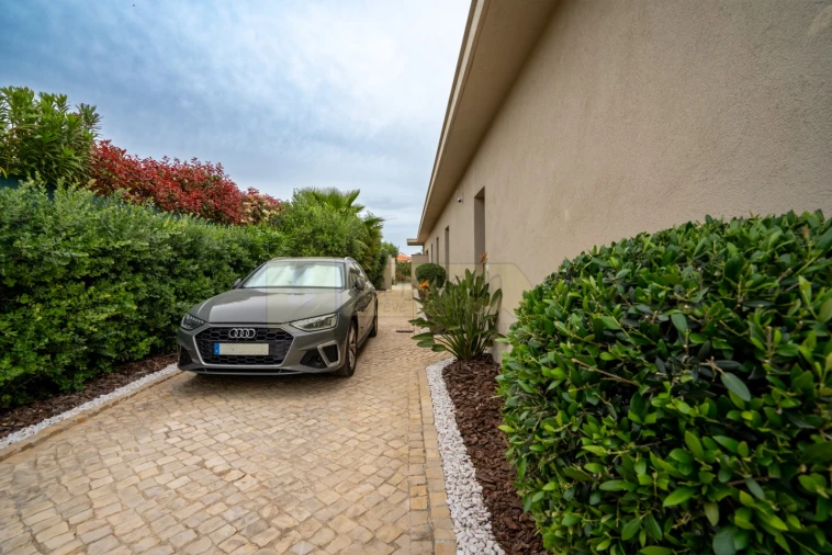 Moradia T3 para Venda em Montenegro Foto 61