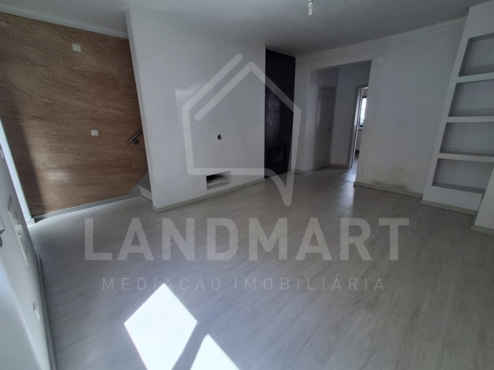 Moradia T3 para Venda em Benedita Foto 2