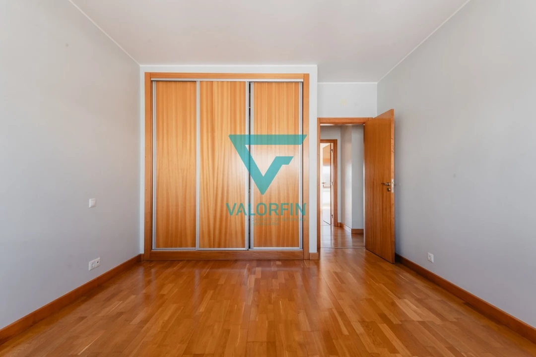 Apartamento T3 para Venda em Batalha Foto 19