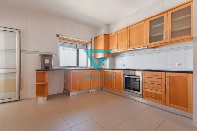 Apartamento T3 para Venda em Batalha