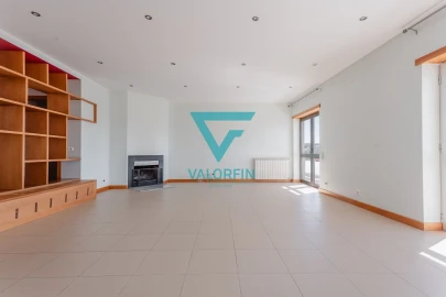 Apartamento T3 para Venda em Batalha