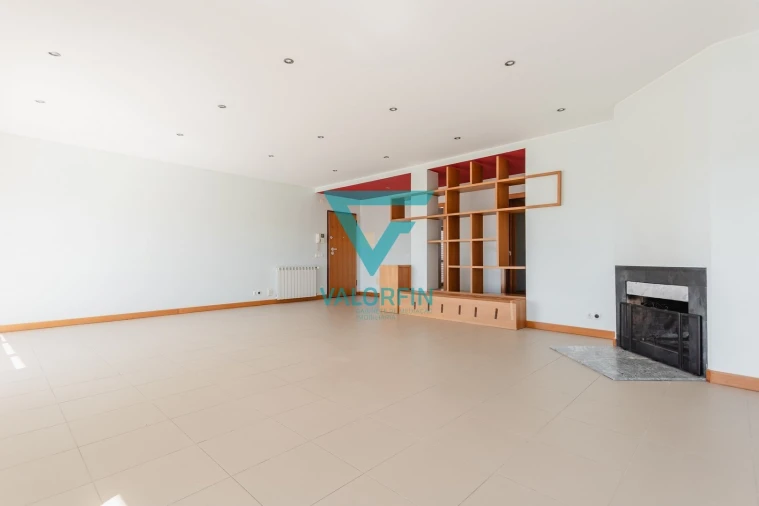 Apartamento T3 para Venda em Batalha Foto 5