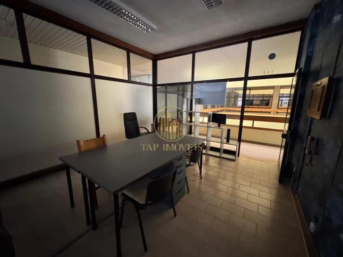 Escritório para Arrendamento em União das Freguesias de Setúbal Foto 3