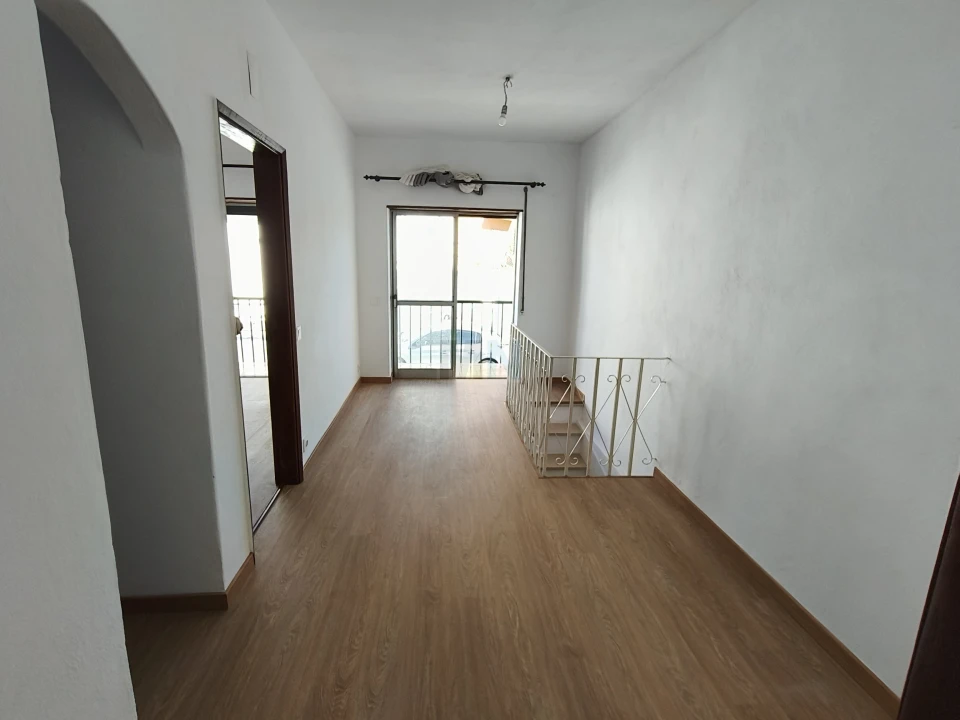 Moradia T2 para Venda em Santa Clara e Castelo Viegas Foto 12