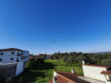 Moradia T2 para Venda em Santa Clara e Castelo Viegas