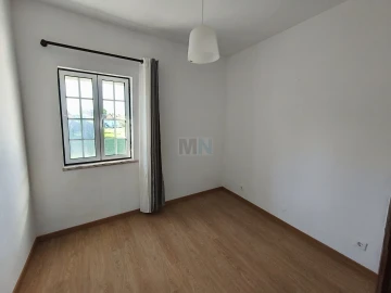 Moradia T2 para Venda em Santa Clara e Castelo Viegas