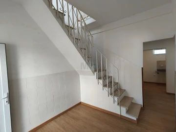 Moradia T2 para Venda em Santa Clara e Castelo Viegas