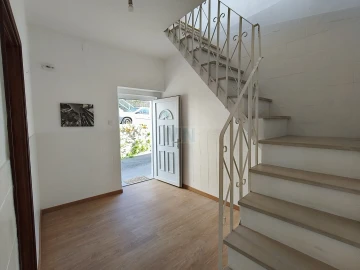 Moradia T2 para Venda em Santa Clara e Castelo Viegas
