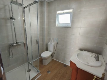 Moradia T2 para Venda em Santa Clara e Castelo Viegas