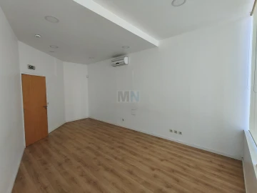 Loja para Arrendamento em São Martinho do Bispo e Ribeira de Frades