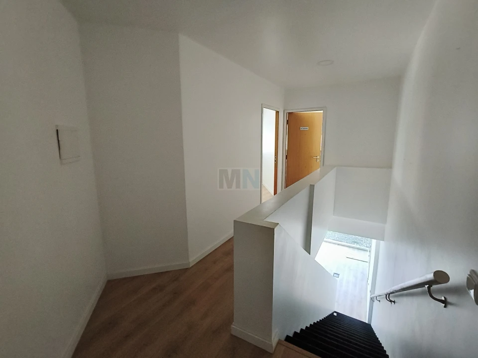 Loja para Arrendamento em São Martinho do Bispo e Ribeira de Frades Foto 10