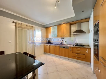 Apartamento T3 para Venda em Samora Correia