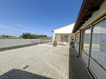 Moradia T3 para Venda em Marinhais