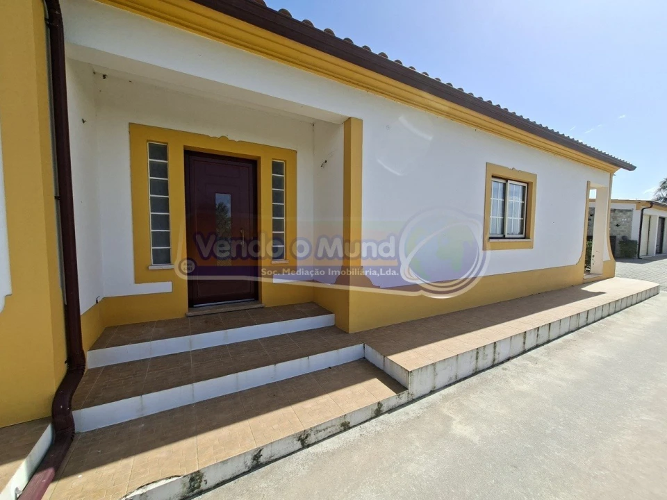 Moradia T3 para Venda em Marinhais Foto 5