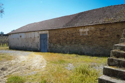 Quinta T0 para Venda em Favaios