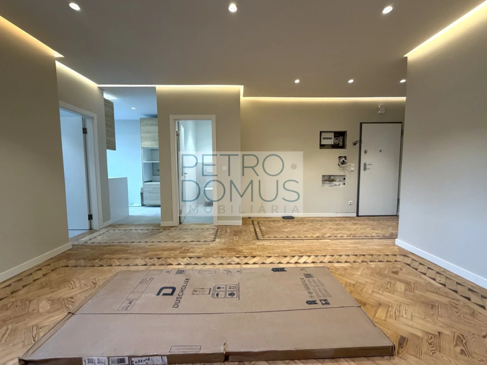 Apartamento T2 para Venda em Penha de França Foto 14