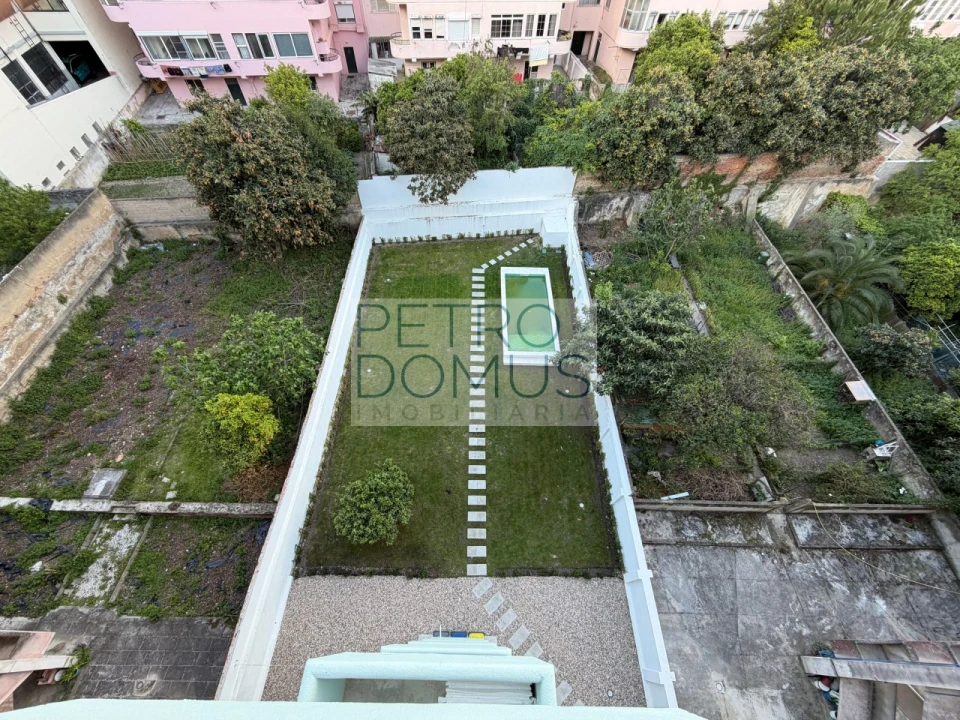 Apartamento T2 para Venda em Penha de França Foto 36