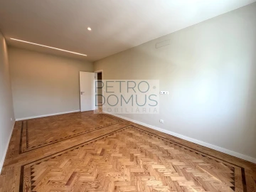 Apartamento T2 para Venda em Penha de França