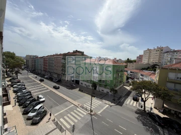 Apartamento T2 para Venda em Penha de França