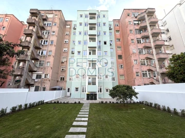 Apartamento T2 para Venda em Penha de França