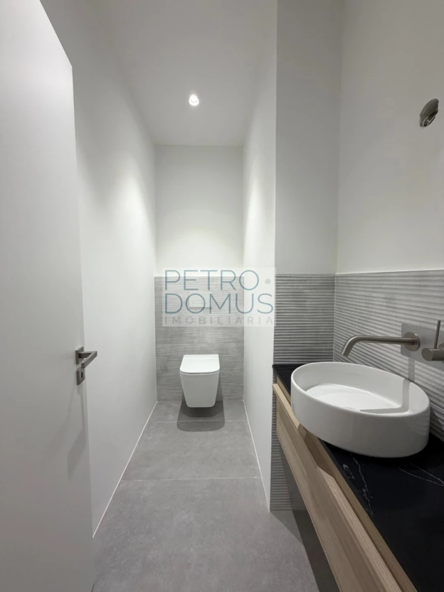 Apartamento T2 para Venda em Penha de França Foto 27