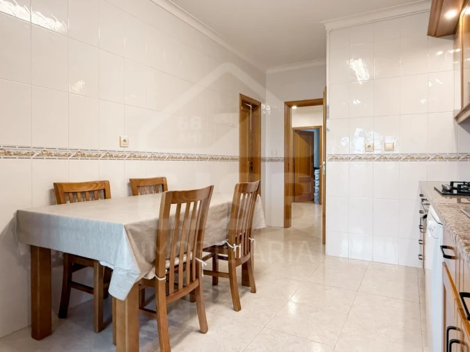 Apartamento T3 para Venda em Samora Correia Foto 9