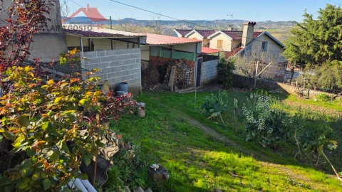 Moradia T3 para Venda em Castelãos e Vilar do Monte