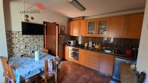 Moradia T3 para Venda em Castelãos e Vilar do Monte