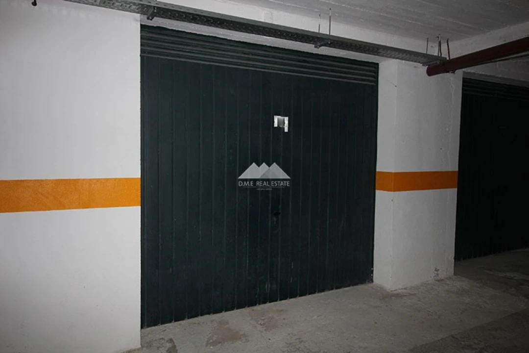 Garagem para Venda em Vila Real de Santo Antonio Foto 2