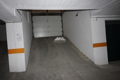 Garagem para Venda em Vila Real de Santo Antonio