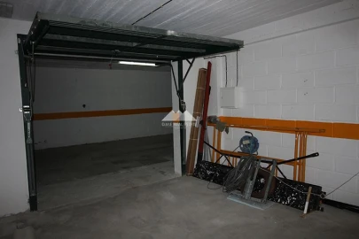 Garagem para Venda em Vila Real de Santo Antonio