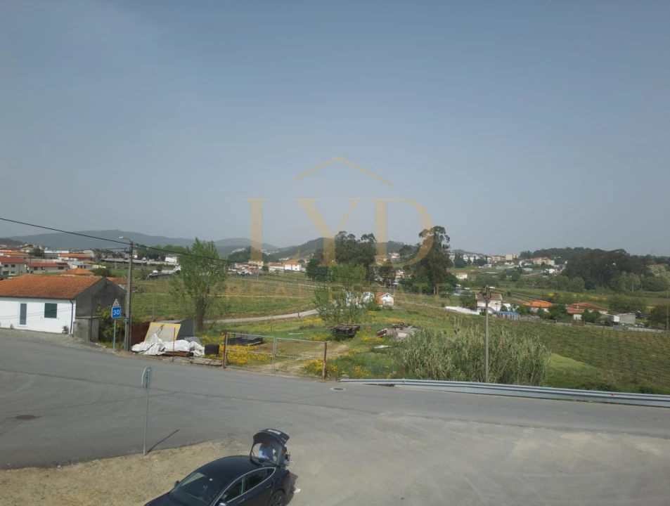 Terreno para Venda em Beire Foto 3