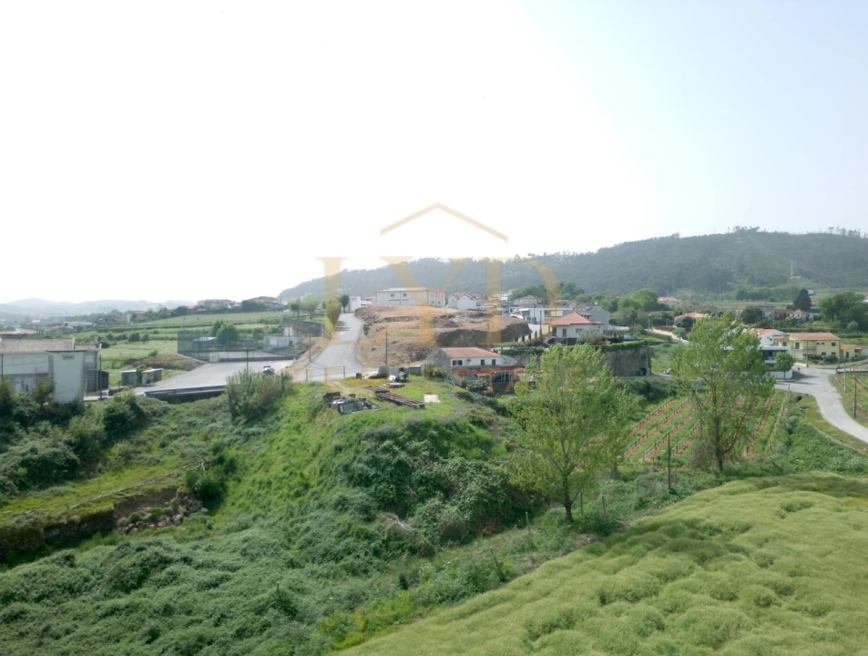 Terreno para Venda em Beire Foto 8