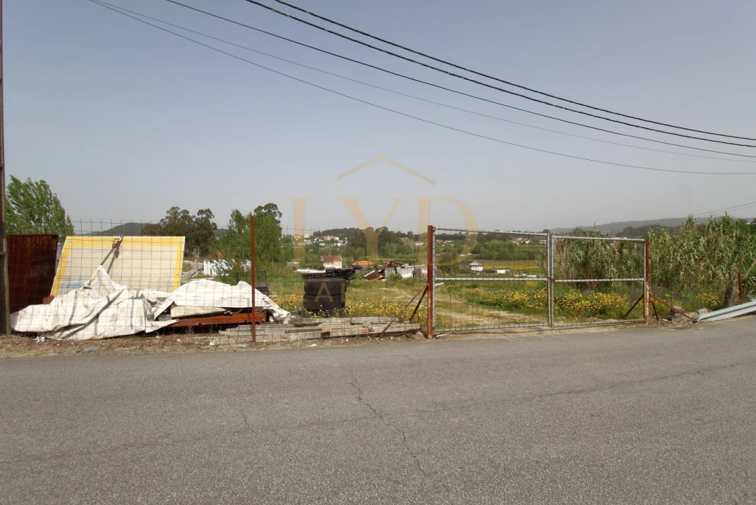 Terreno para Venda em Beire Foto 9