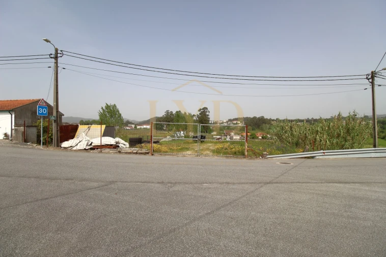 Terreno para Venda em Beire Foto 21